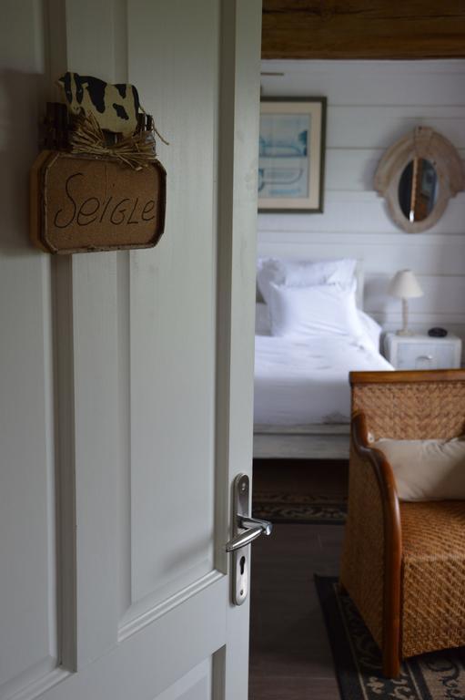 La Grange Des Marettes Bed & Breakfast Cleres ภายนอก รูปภาพ